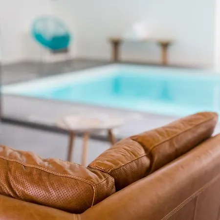 Hotel Pradelle Et Swimming Pool 2*